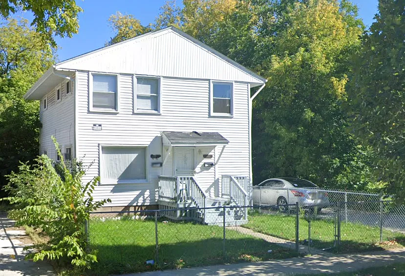 2 bed, 850 sqft, $900 — Photo 1