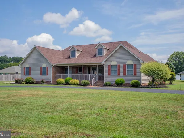 11378 Hayman Dr, Princess Anne, MD 21853