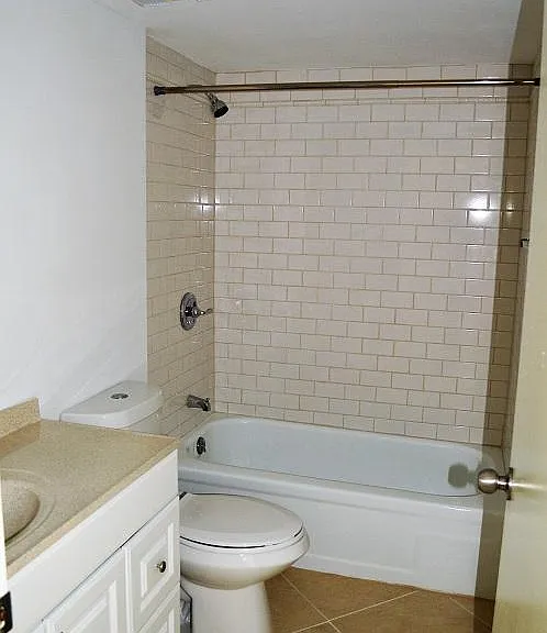 2283 NW 22nd Ave #104 — Photo 14
