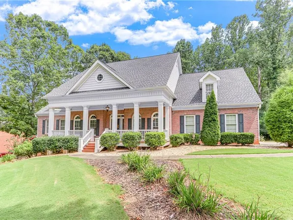 5022 Oak Farm Way, Flowery Branch, GA 30542