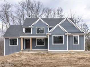 8282 Donovan Rd, Dexter, MI 48130