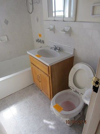 3rd image of 720 E 31st St APT 7D
