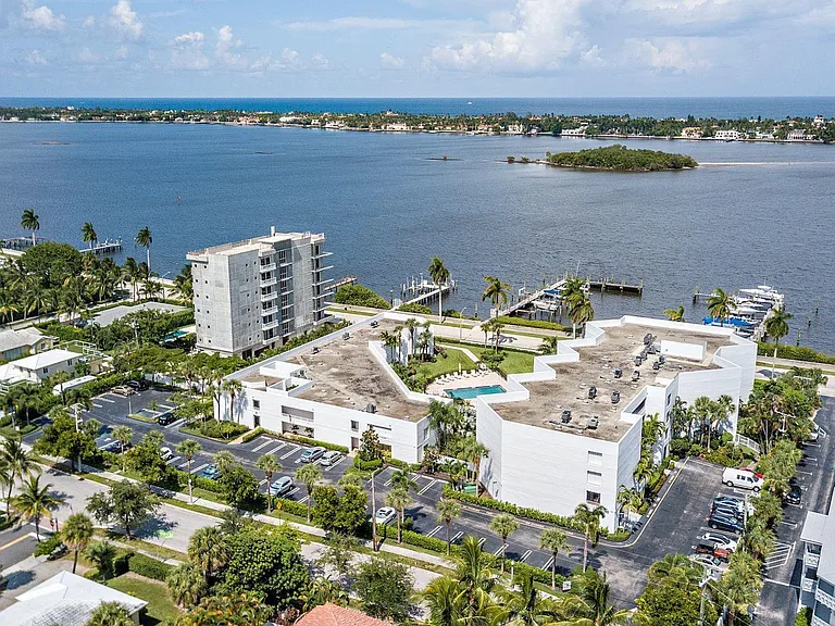 3701 S Flagler Dr #B303 — Photo 24