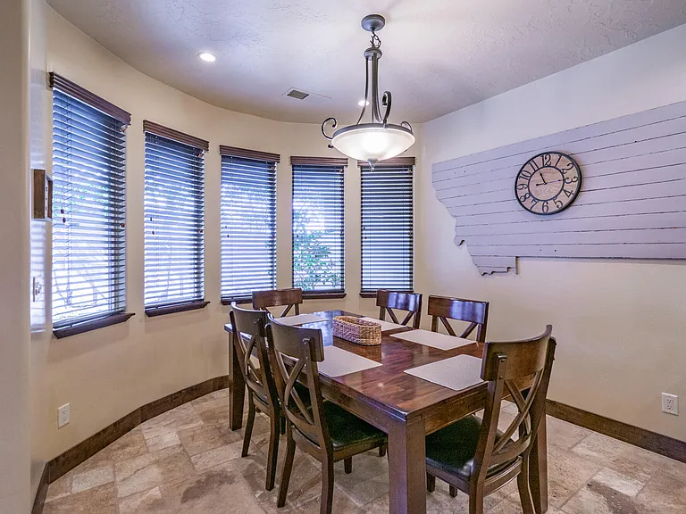 2732 S 4010 W — Photo 14