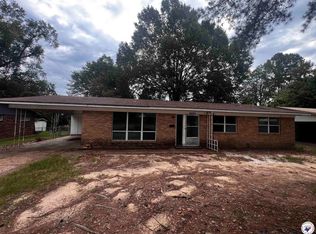 3504 N Robison Rd, Texarkana, TX 75501