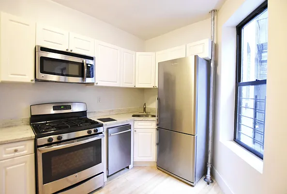 Rented by Bold New York | media 13