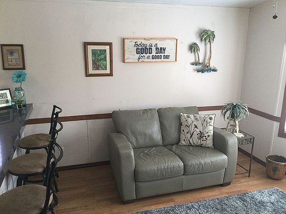 Living Rm
