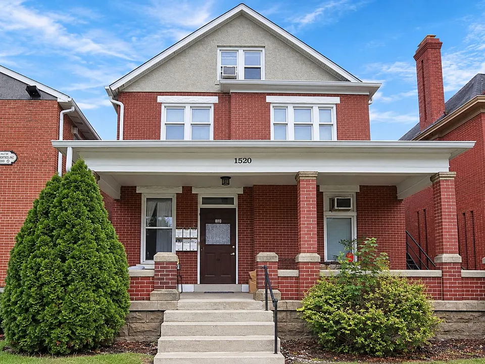 1520 Neil Ave #3B