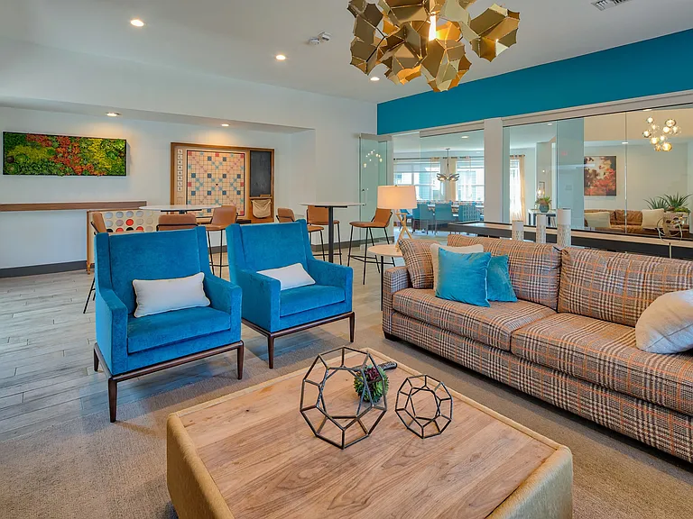 Kruseway Commons — Photo 15