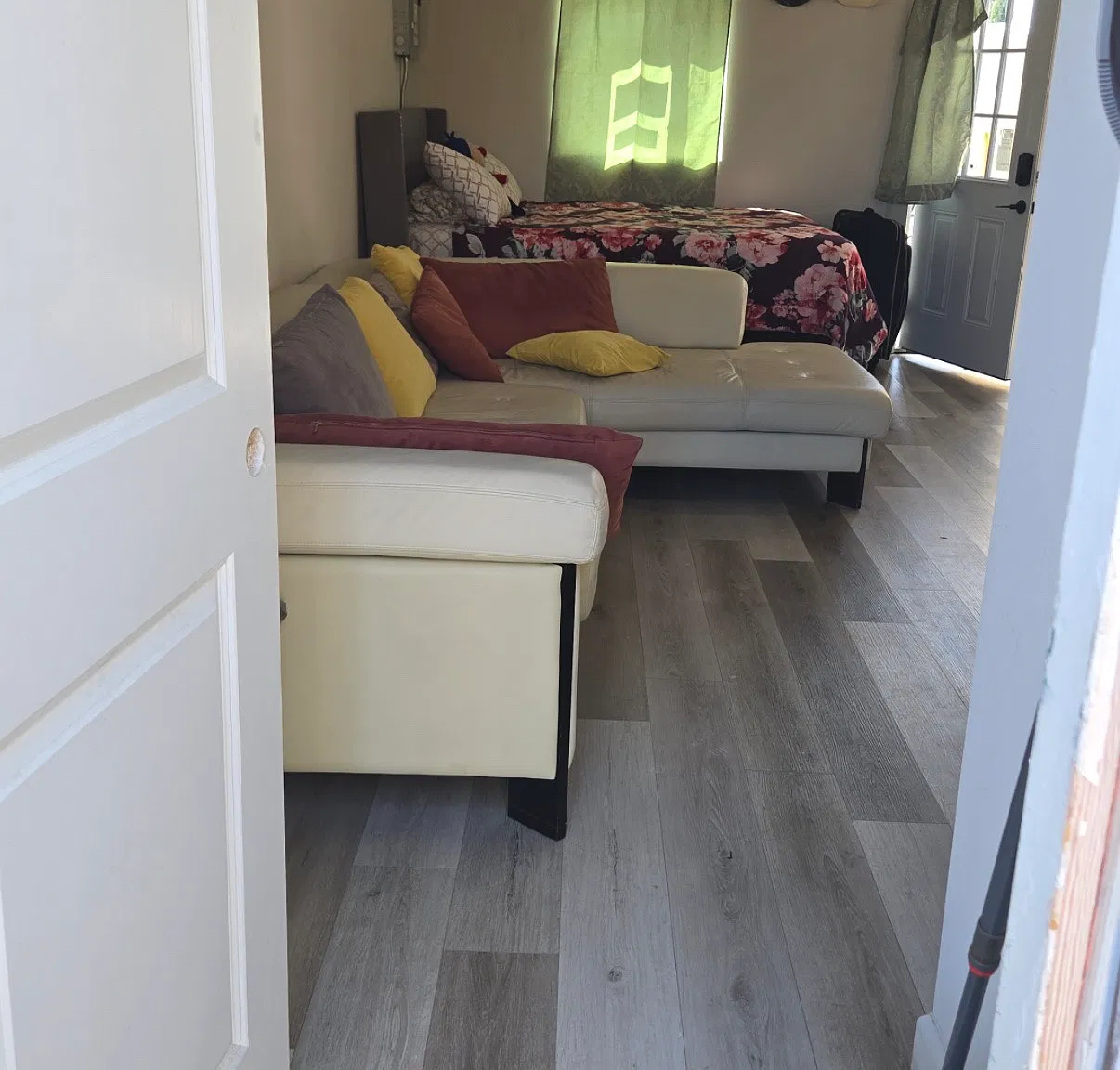 Studio, 400 sqft, $1,800 — Photo 4