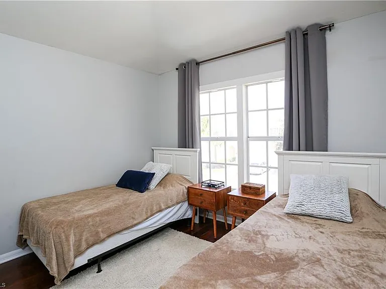 960 Hampton Cir #80 — Photo 49