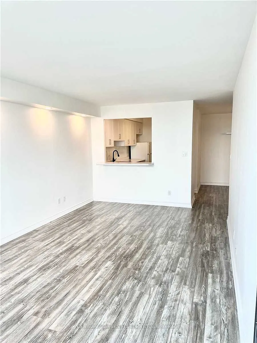 Building Photo - 75 Bamburgh Cir #1619
