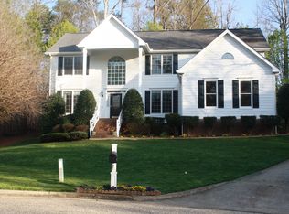 305 Atterbury Ln, Cary, NC 27518