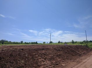 901 E Lone Chimney, Stillwater, OK 74075