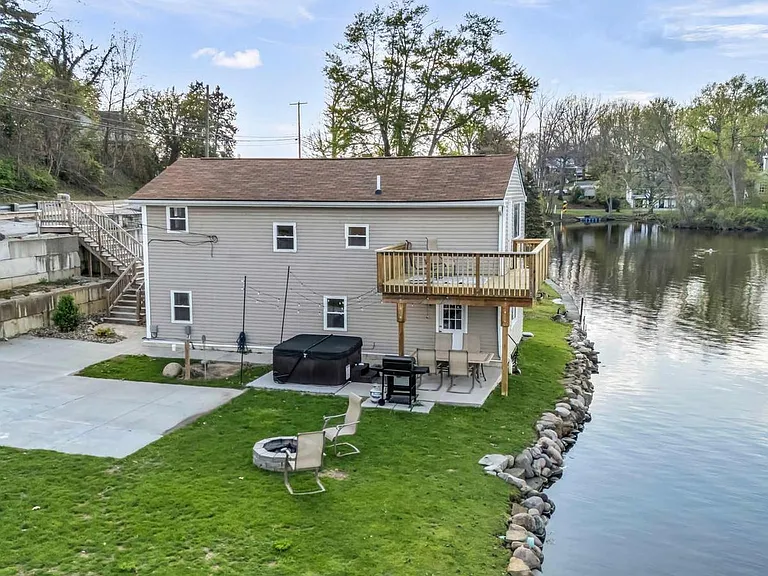 829 Portage Lakes Dr #ID1496076P — Photo 34