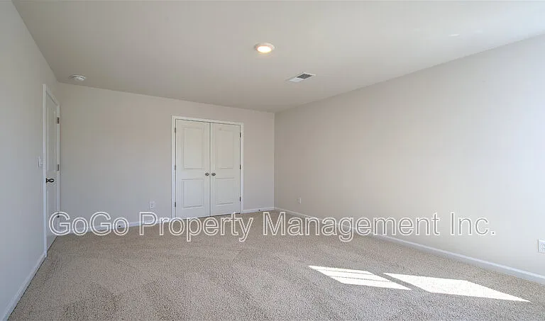 208 Reynard Trl — Photo 15