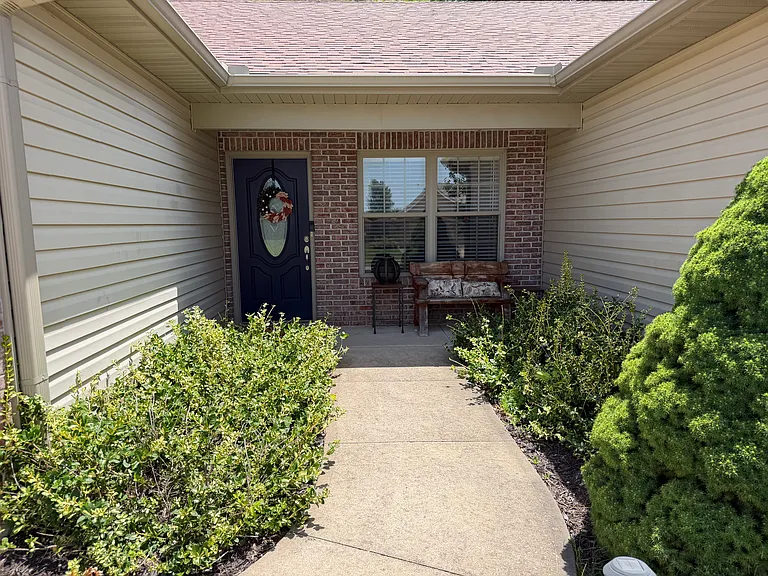 3404 N Wyatt Ln — Photo 2