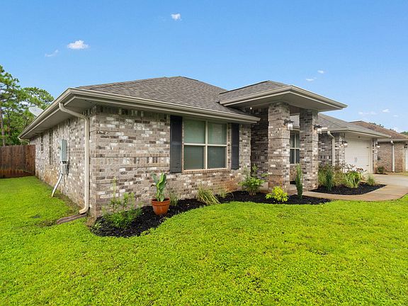 3rd image of 2494 Abaco Dr