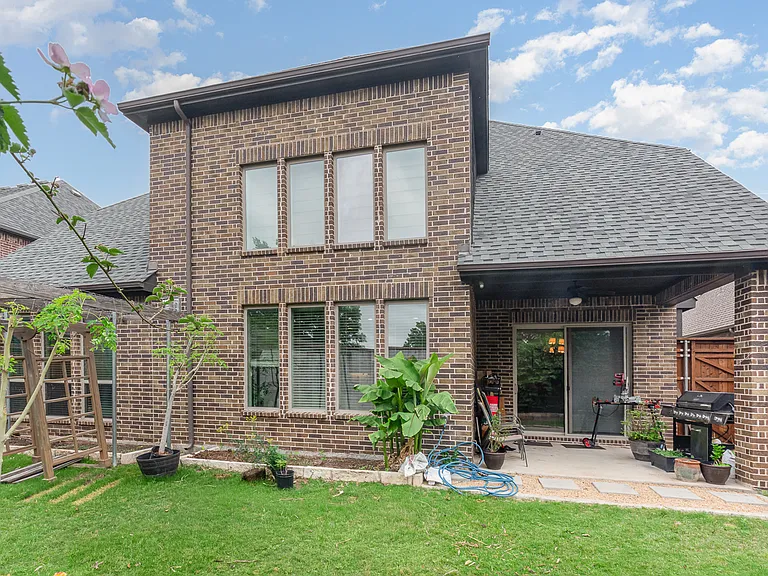 605 Conifer Ln — Photo 31