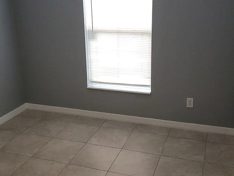 4654 Caverns Dr — Photo 5