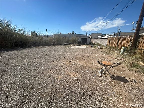 3rd image of 965 Bahama Cove