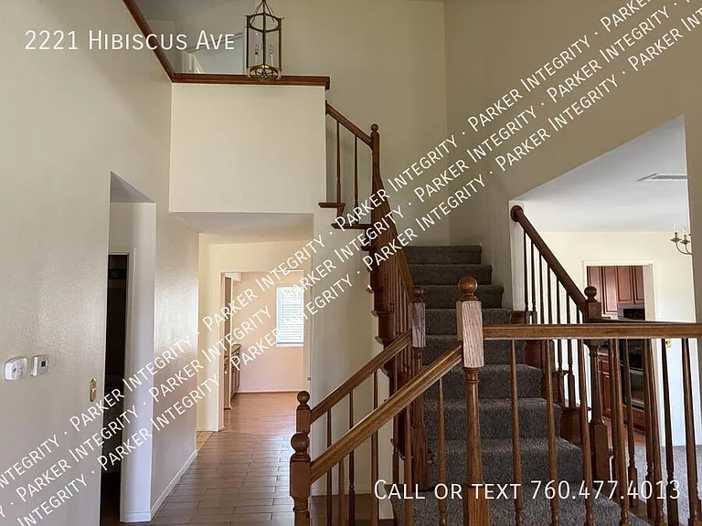 2221 Hibiscus Ave — Photo 3