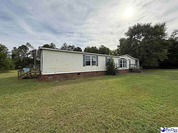 3rd image of 148 Centerville Rd