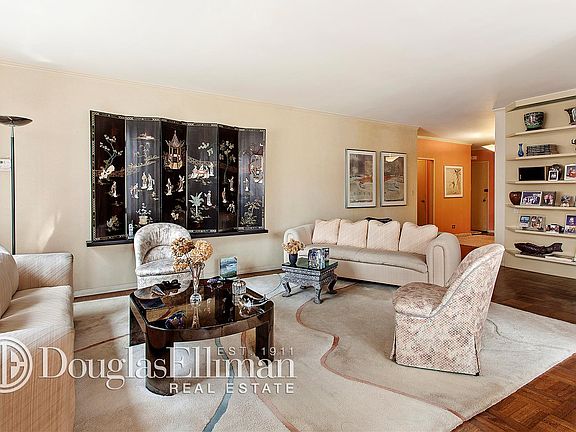 4th image of 201 E 62nd St APT 11B
