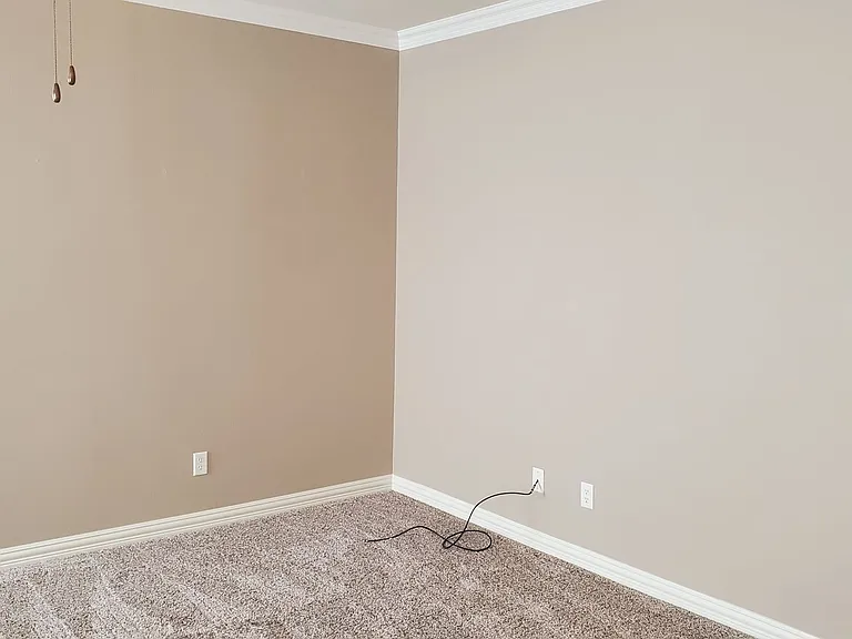 1125 Northwood Ln — Photo 8