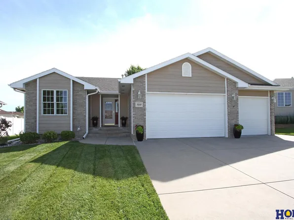 5640 N 18th St, Lincoln, NE 68521
