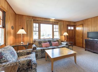 32 Cliff Dr, Sag Harbor, NY 11963