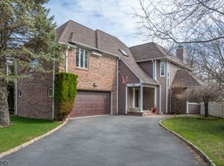 35 Turnberry Rd, Little Falls Twp., NJ 07424