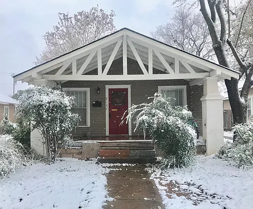 214 S Lewis St Photo 1
