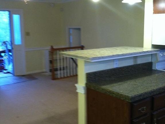 Living Room/Counter
