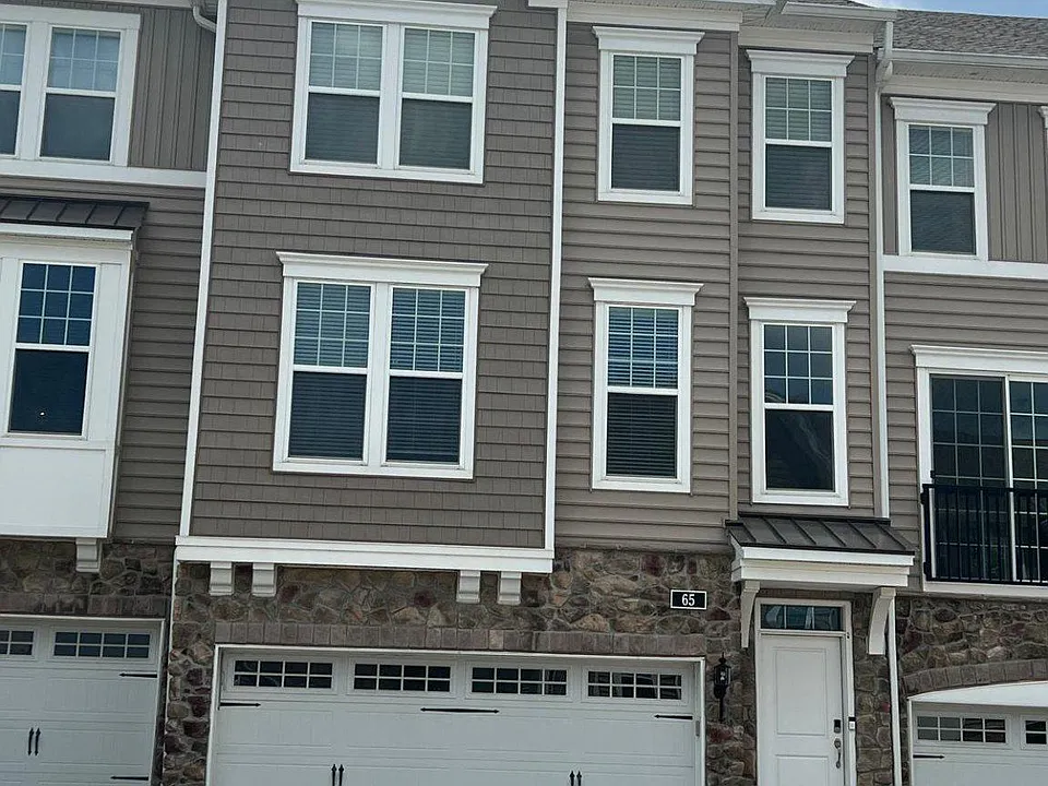65 Lila Ln