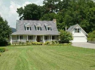 3323 Mountain Lakes Way, Sevierville, TN 37862