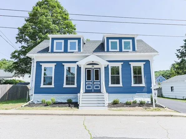 34 Huntington Ave, Amesbury, MA 01913