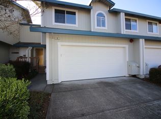 3 Meridian Cir, Rohnert Park, CA 94928