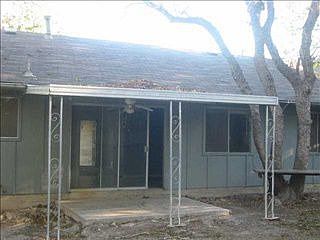 1st image of 1103 Crown Oaks Dr