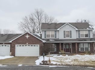 117 W Willow Bend Dr, Glen Carbon, IL 62034