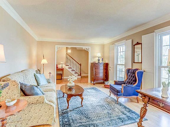 5th image of 8977 Ashmere Dr