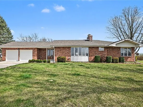 6409 Clinton County Line Rd, Trimble, MO 64492