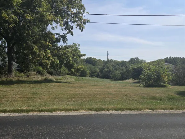 1038 N Koke Mill Rd, Springfield, IL 62711