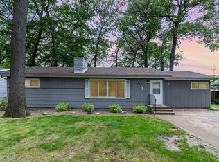 310 Black Oak Dr, Trail Creek, IN