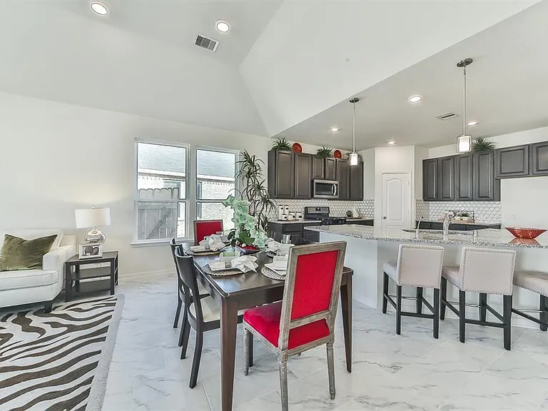 25206 Farmdale Ln — Photo 6