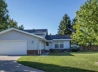 1648 Flickertail Cir S, Fargo, ND 58103