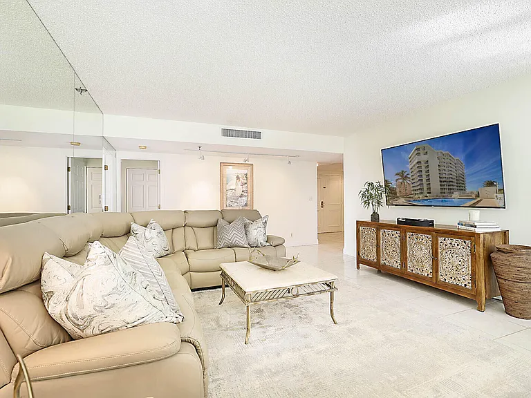 2917 S Ocean Blvd #405 — Photo 5