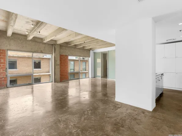 1115 S Alamo Street #2407, San Antonio, TX 78210