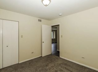 10700 Hillcrest Rd, Kansas City, MO 64137