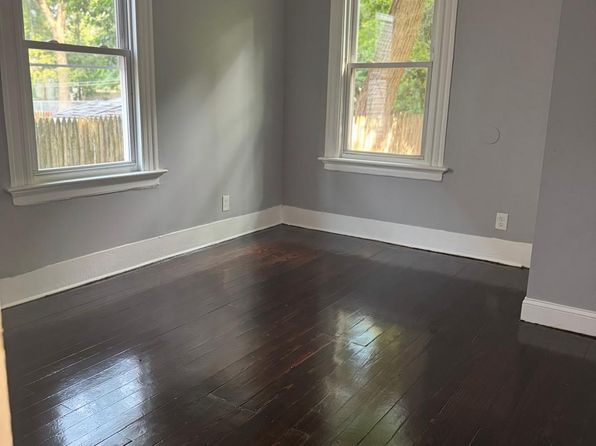 21 Gibbs St #1